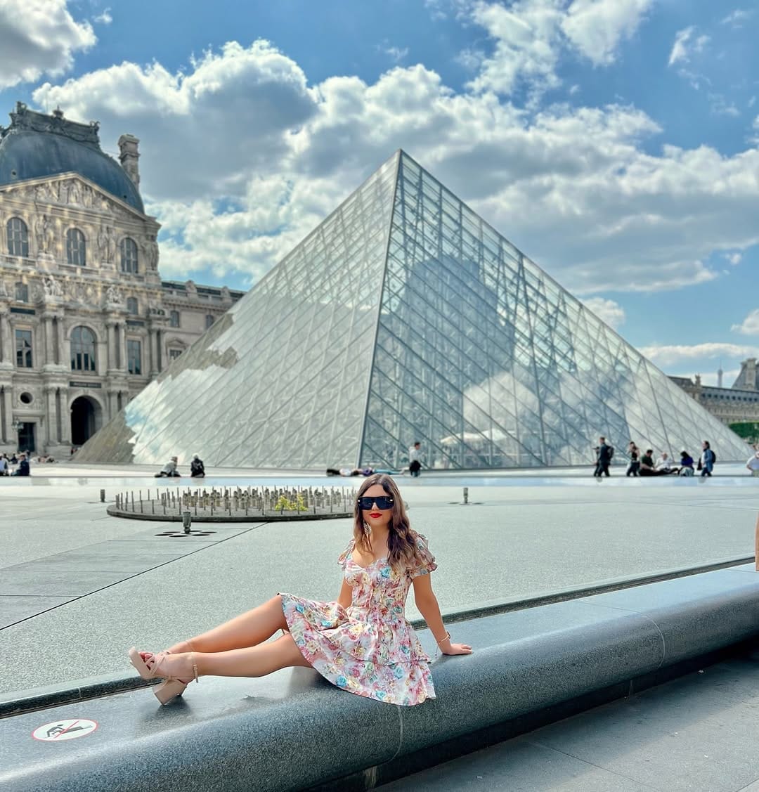 Post 3 by Alex on Instagram (image)