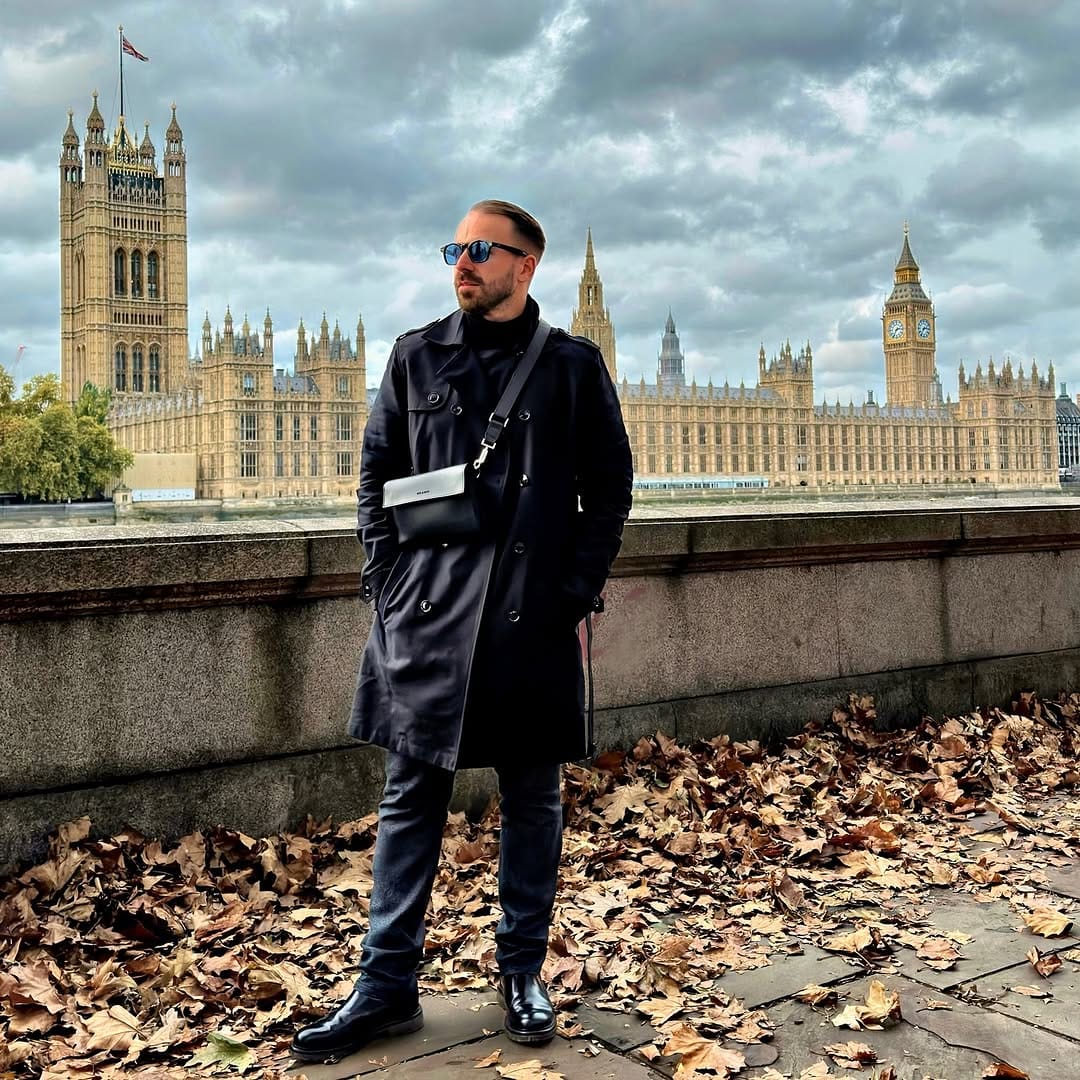 Post 6 by Sebastian Heger on Instagram (image)