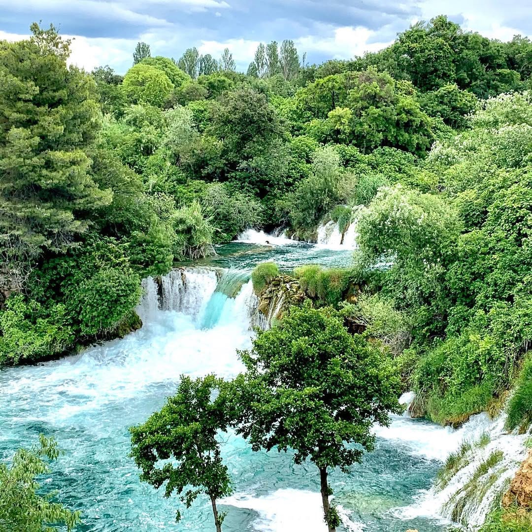 Post 3 by Choices of life Travelblog on Instagram (image)