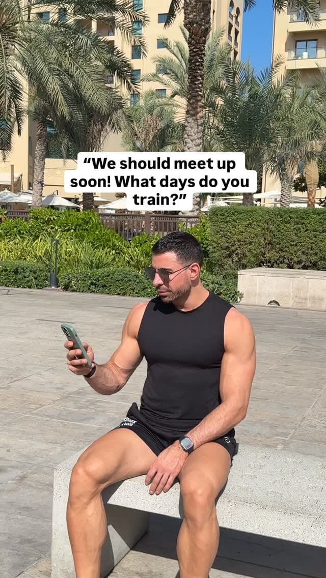 Post 2 by 𝗠𝗔𝗥𝗖𝗘𝗟𝗟𝗢 on Instagram (video)