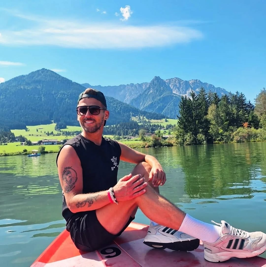 Post 8 by Adam Adamski on Instagram (image)