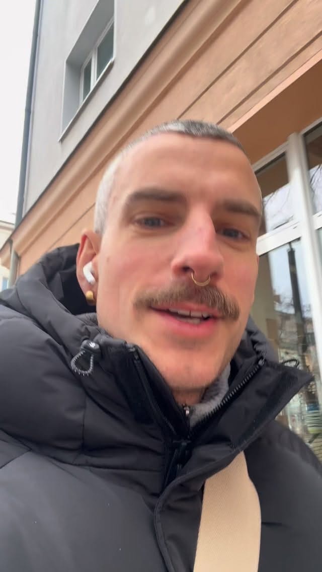 Post 5 by Tom Davies | Fitness Barber on Instagram (video)