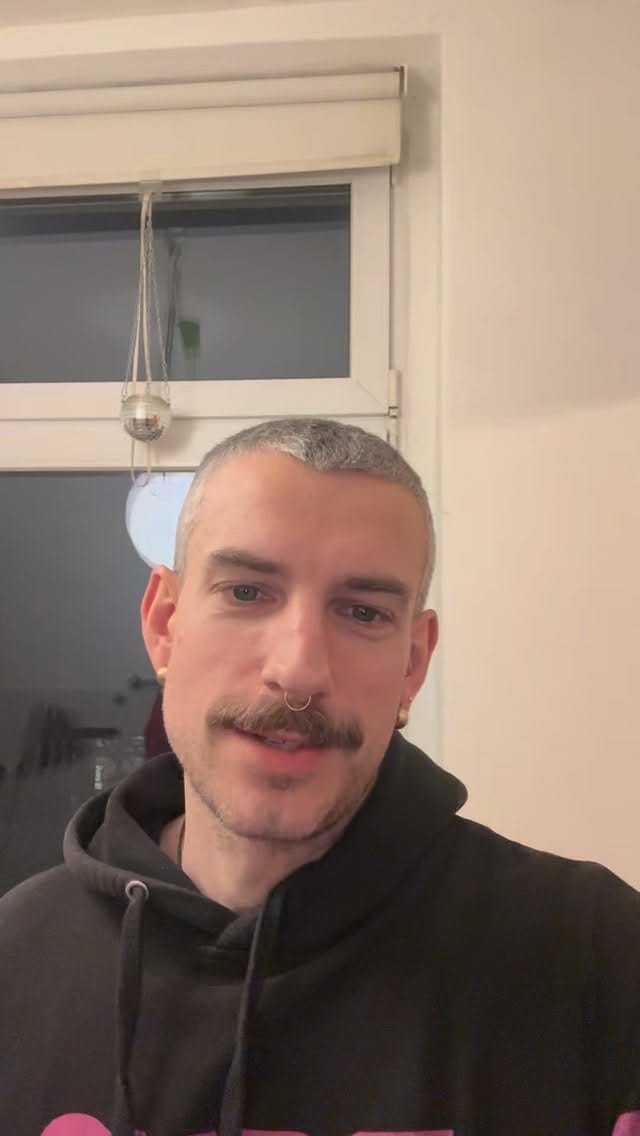 Post 4 by Tom Davies | Fitness Barber on Instagram (video)