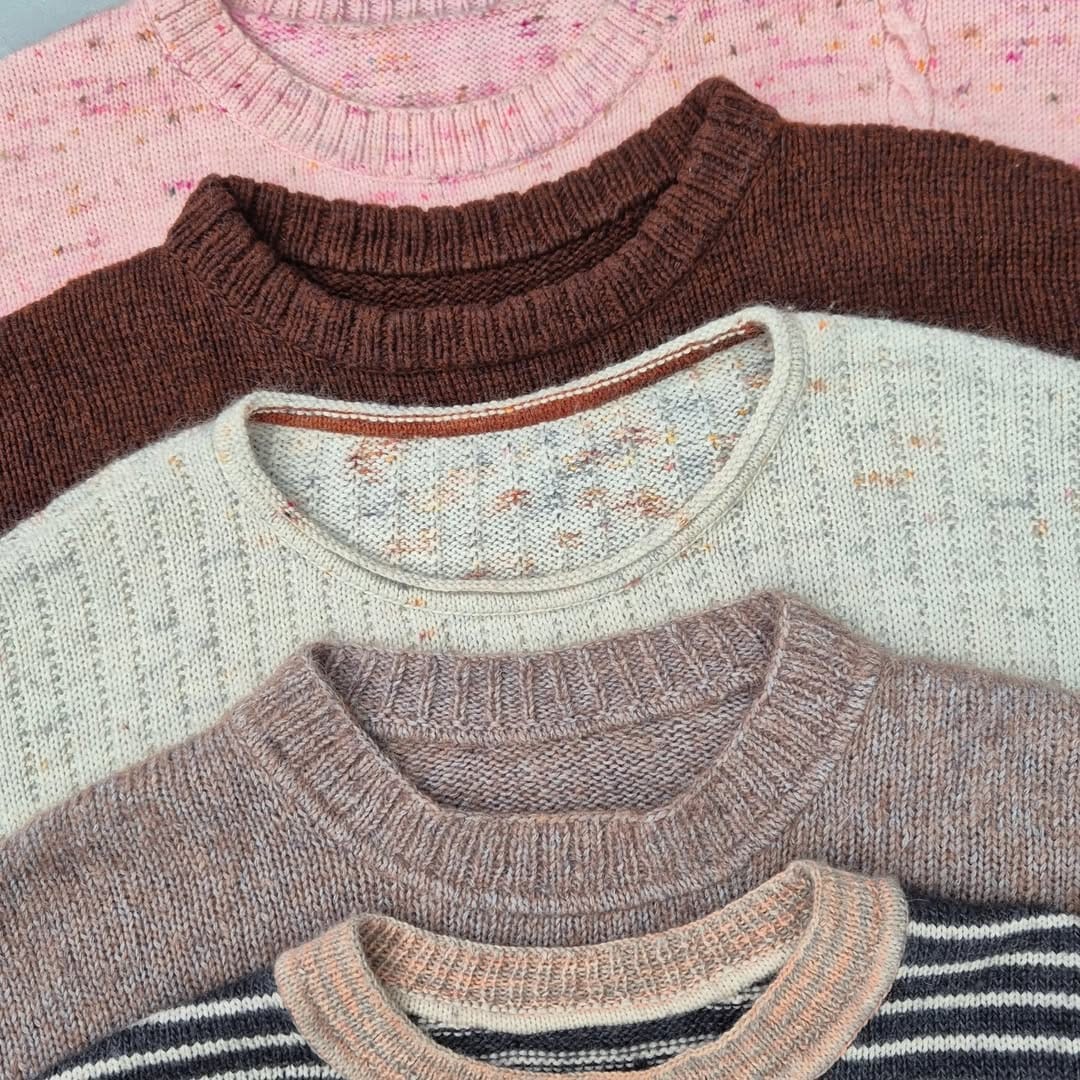 Post 10 by Ina Weiß Knitwear/ #handmade on Instagram (carousel)