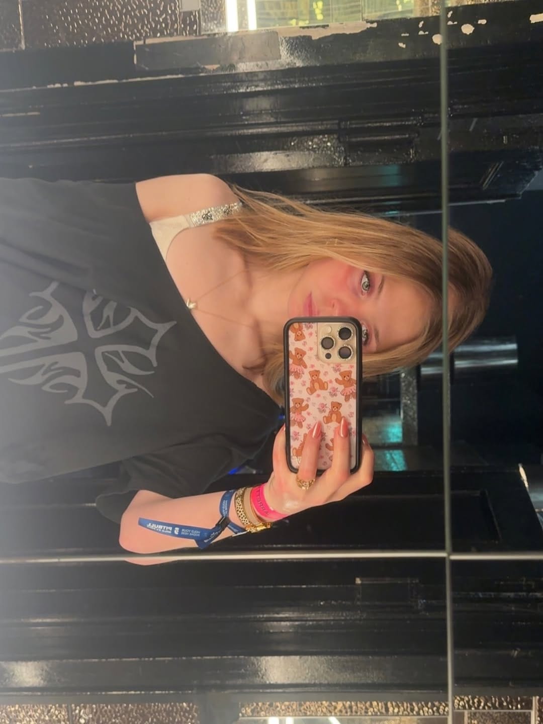 Post 2 by Joelina Bandow on Instagram (carousel)
