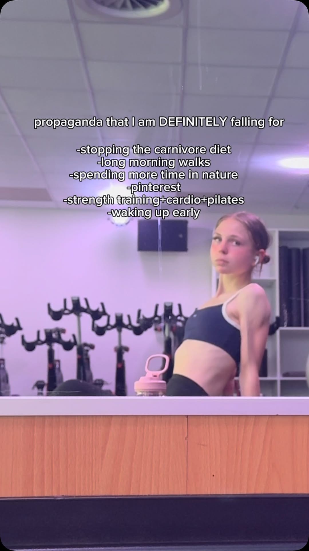 Post 3 by Joelina Bandow on Instagram (video)