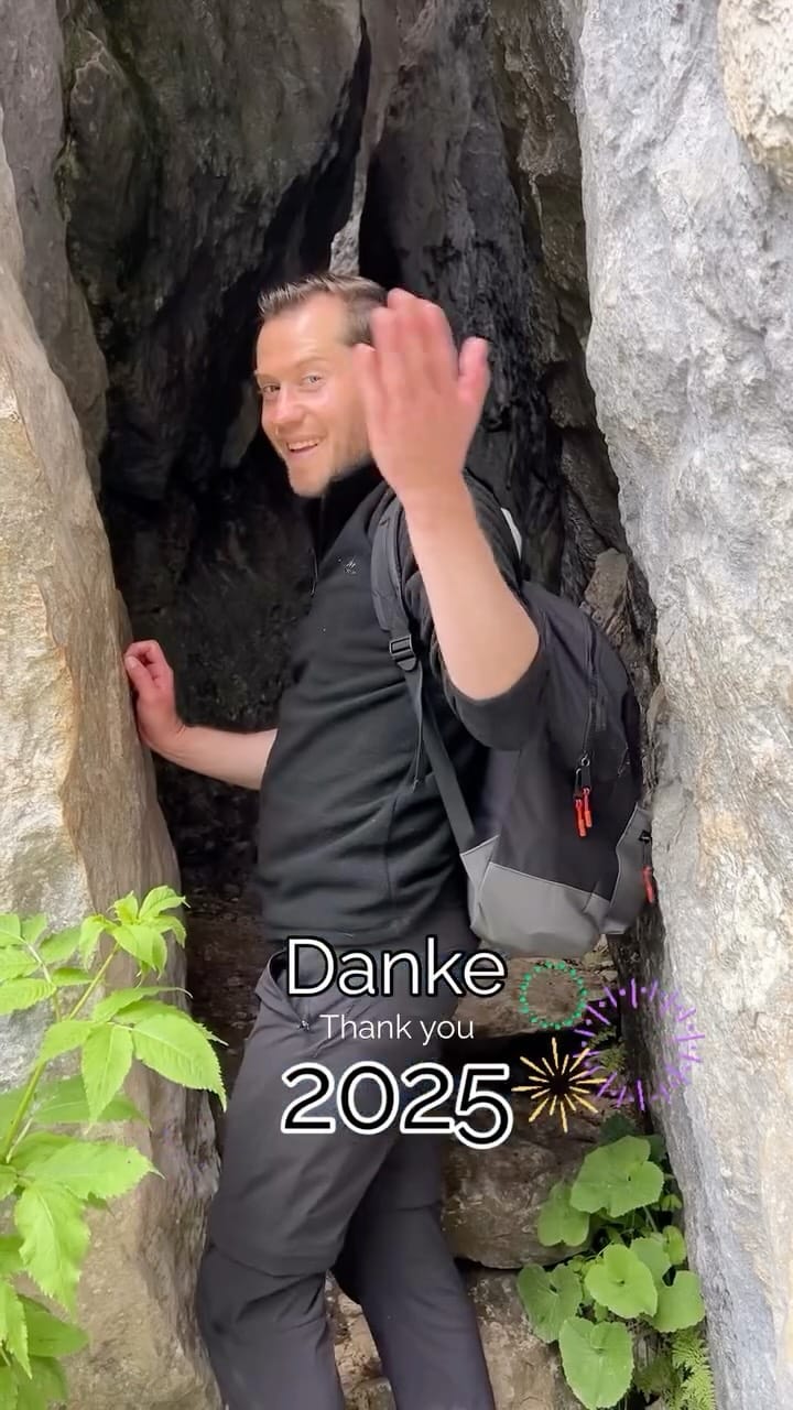 Post 6 by Andreas on Instagram (video)