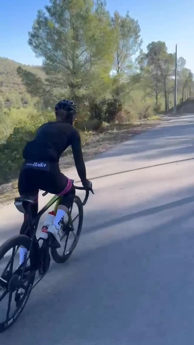 Post 5 by Anne Terpstra | Mountainbike Rider on Instagram (video)