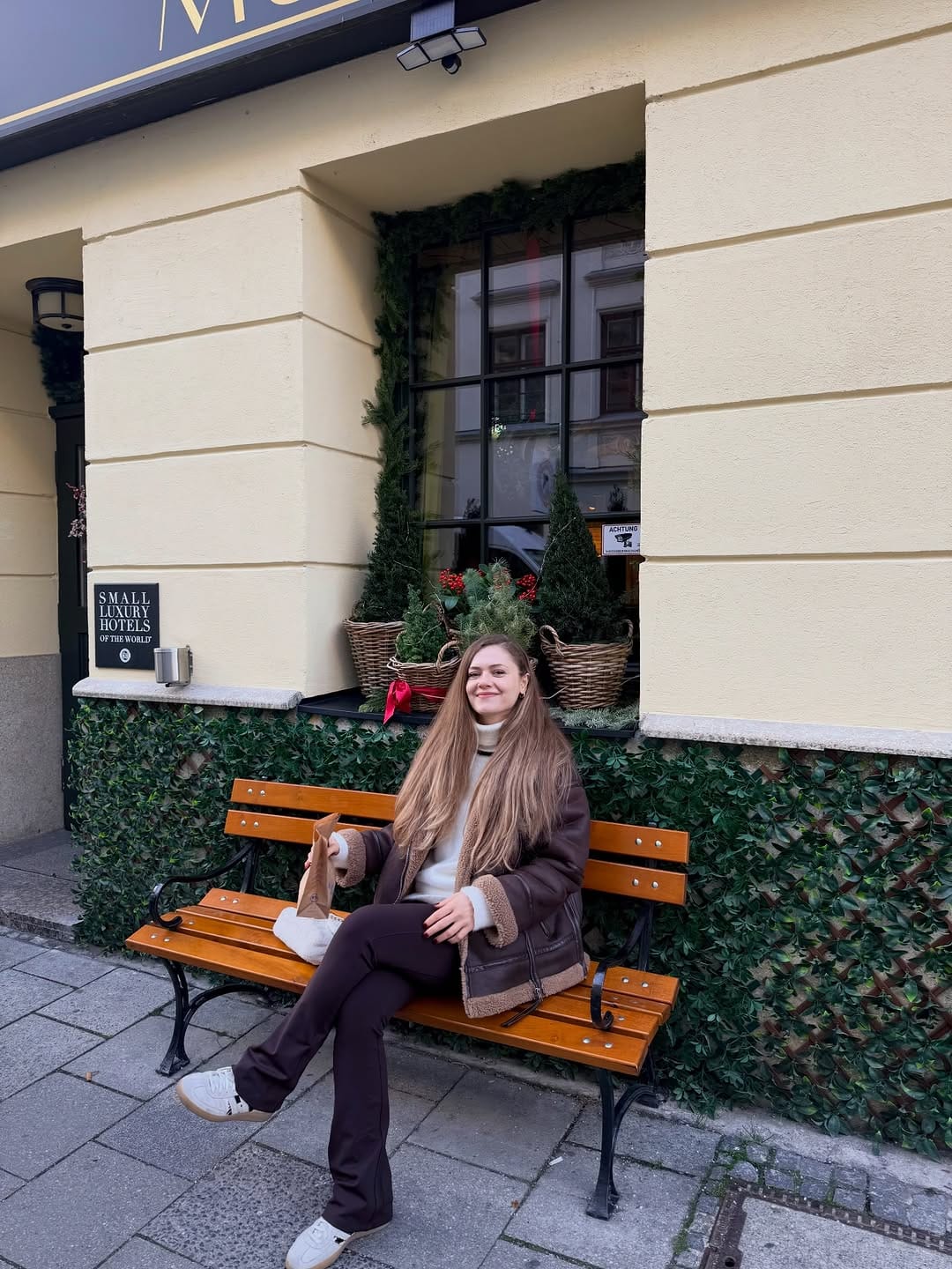 Post 3 by Sude İyiöz on Instagram (carousel)