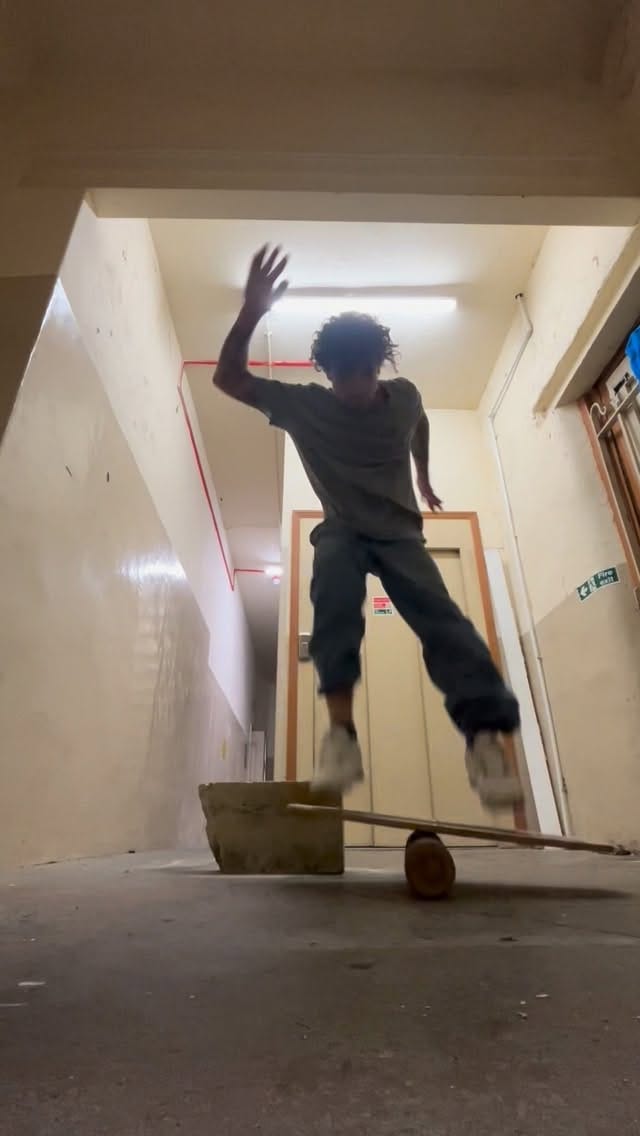Post 1 by DaffyBoards Balance Board on Instagram (video)