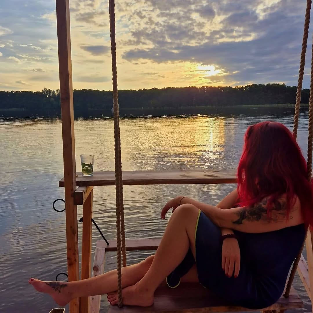 Post 6 by Daniela on Instagram (image)