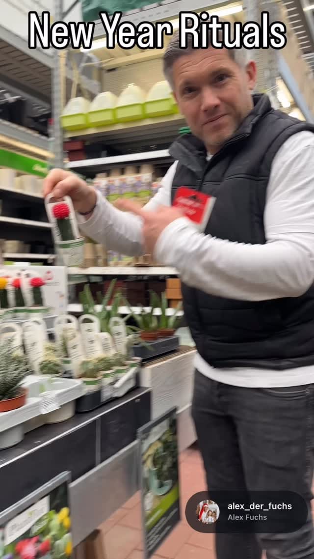Post 7 by Alex Fuchs on Instagram (video)