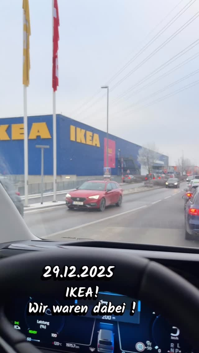 Post 8 by Alex Fuchs on Instagram (video)