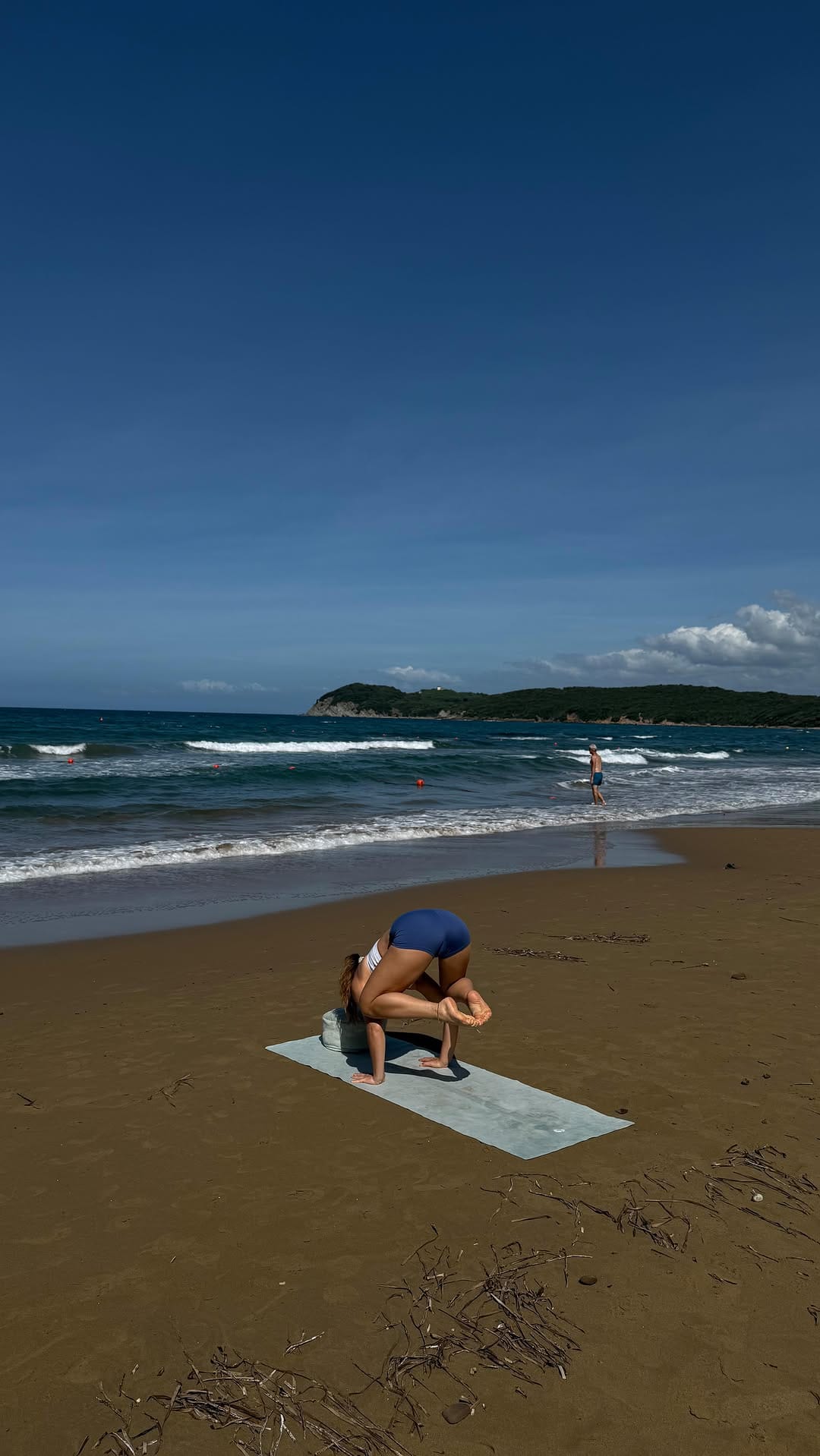 Post 2 by VIO YOGA on Instagram (video)