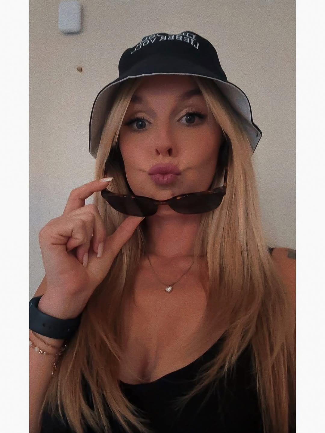 Post 9 by L I S A 🌸 on Instagram (carousel)