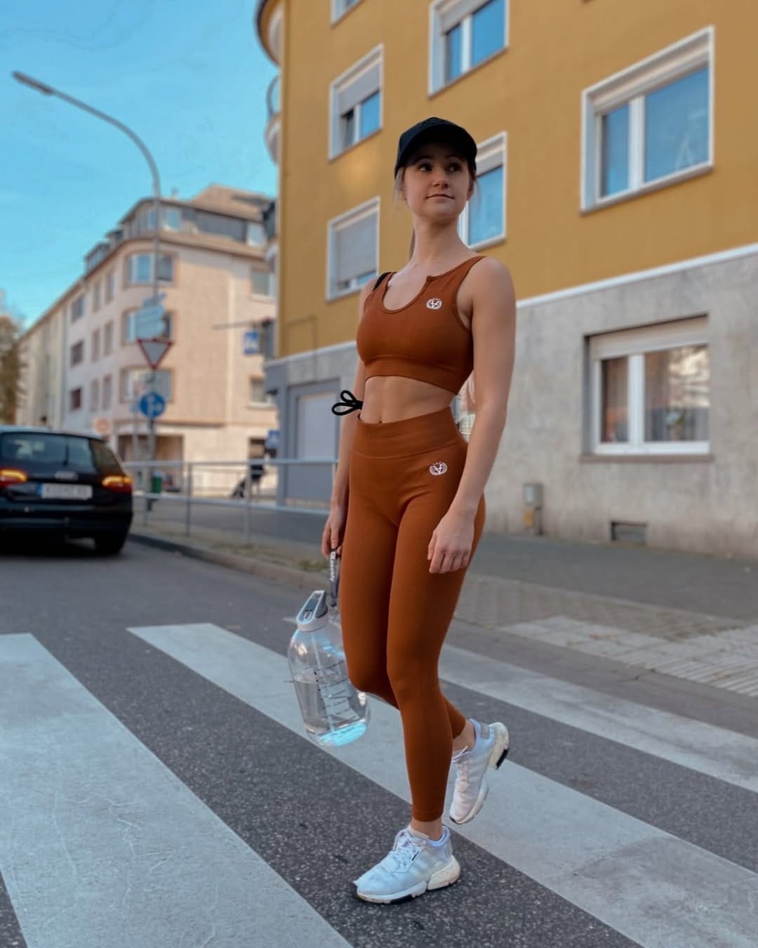 Post 9 by TEAMCHANGE™ Fitness Fashion on Instagram (image)