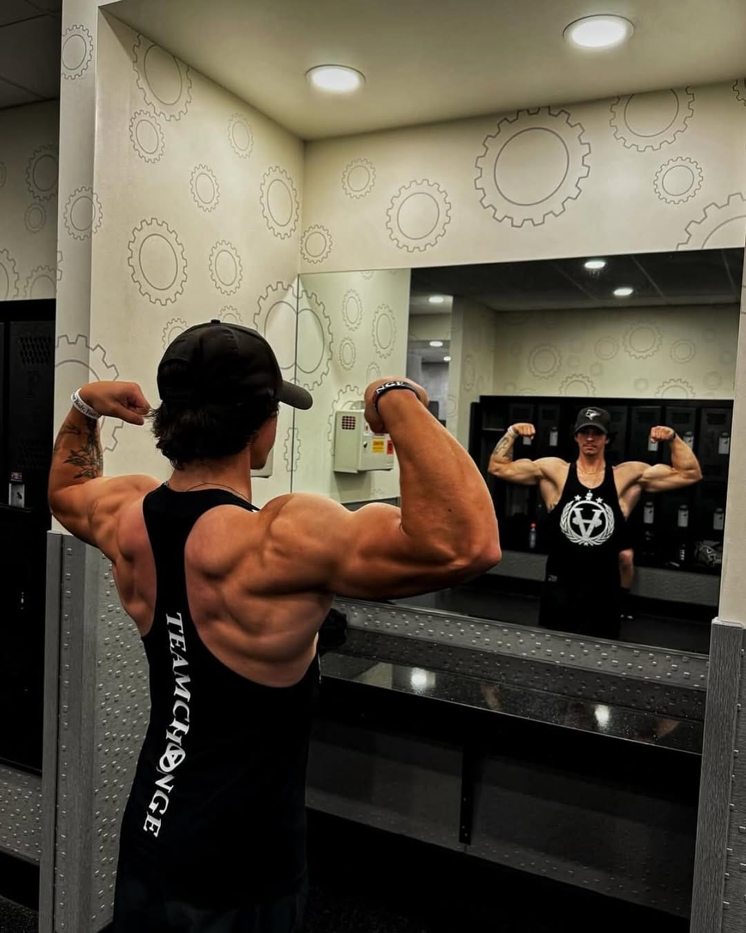 Post 3 by TEAMCHANGE™ Fitness Fashion on Instagram (image)