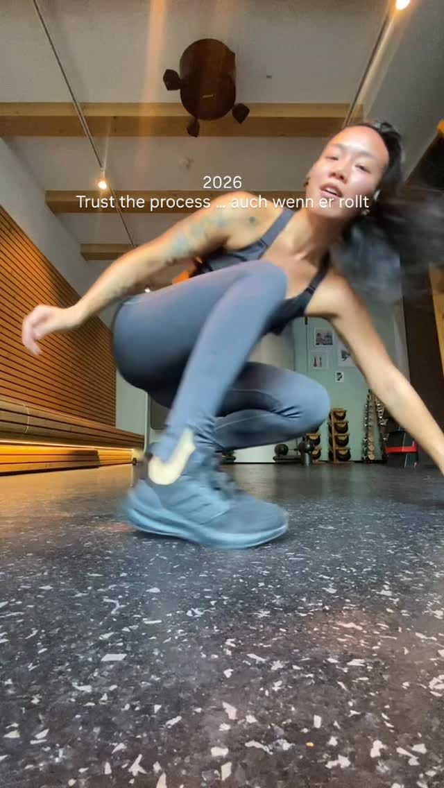 Post 1 by Minh-Thu on Instagram (video)