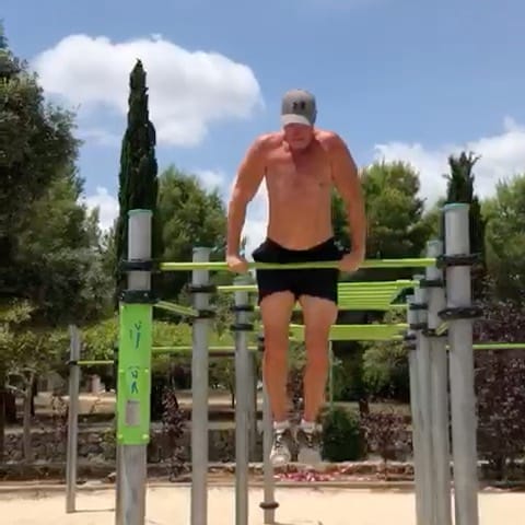 Post 3 by Thorsten Kuhlmann on Instagram (video)
