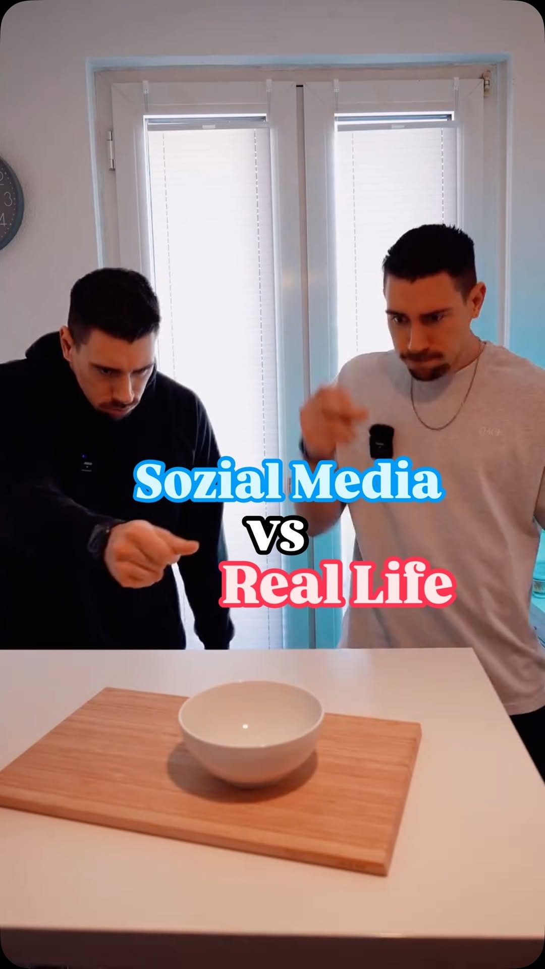 Post 8 by JO HOLECZEK on Instagram (video)