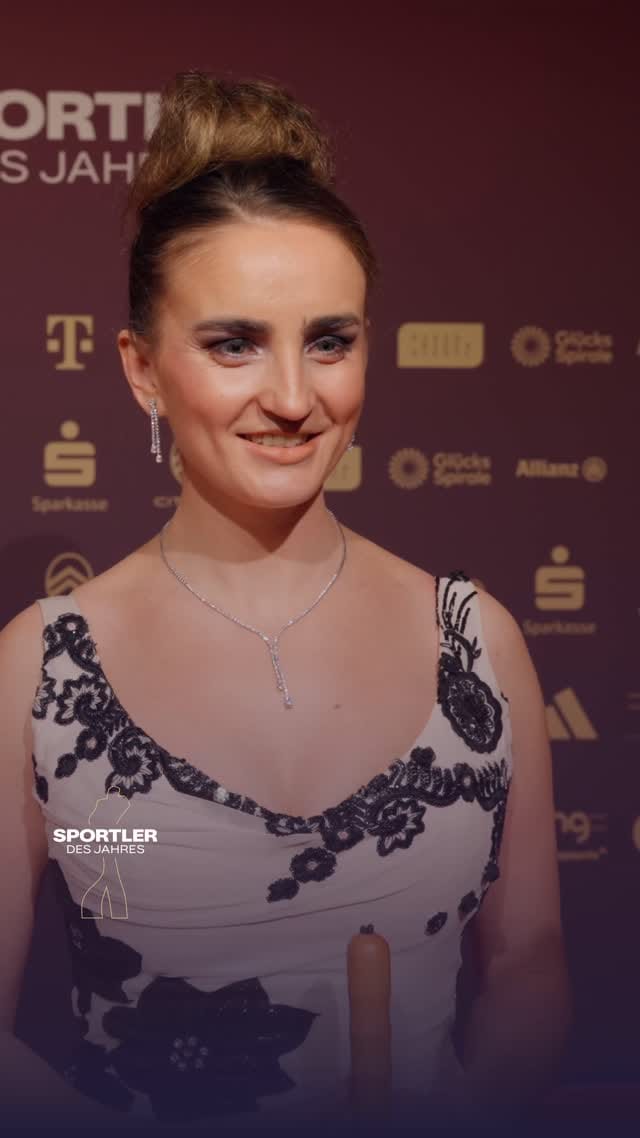 Post 7 by Elena Semechin (geb. Krawzow) on Instagram (video)