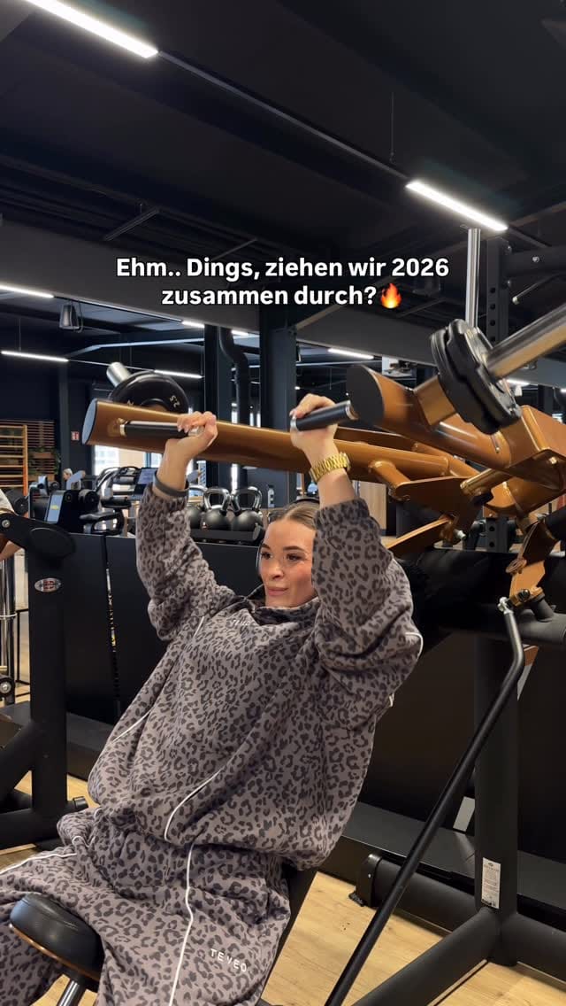Post 6 by Verena Steigner | FITNESS & HEALTHY FOOD on Instagram (video)