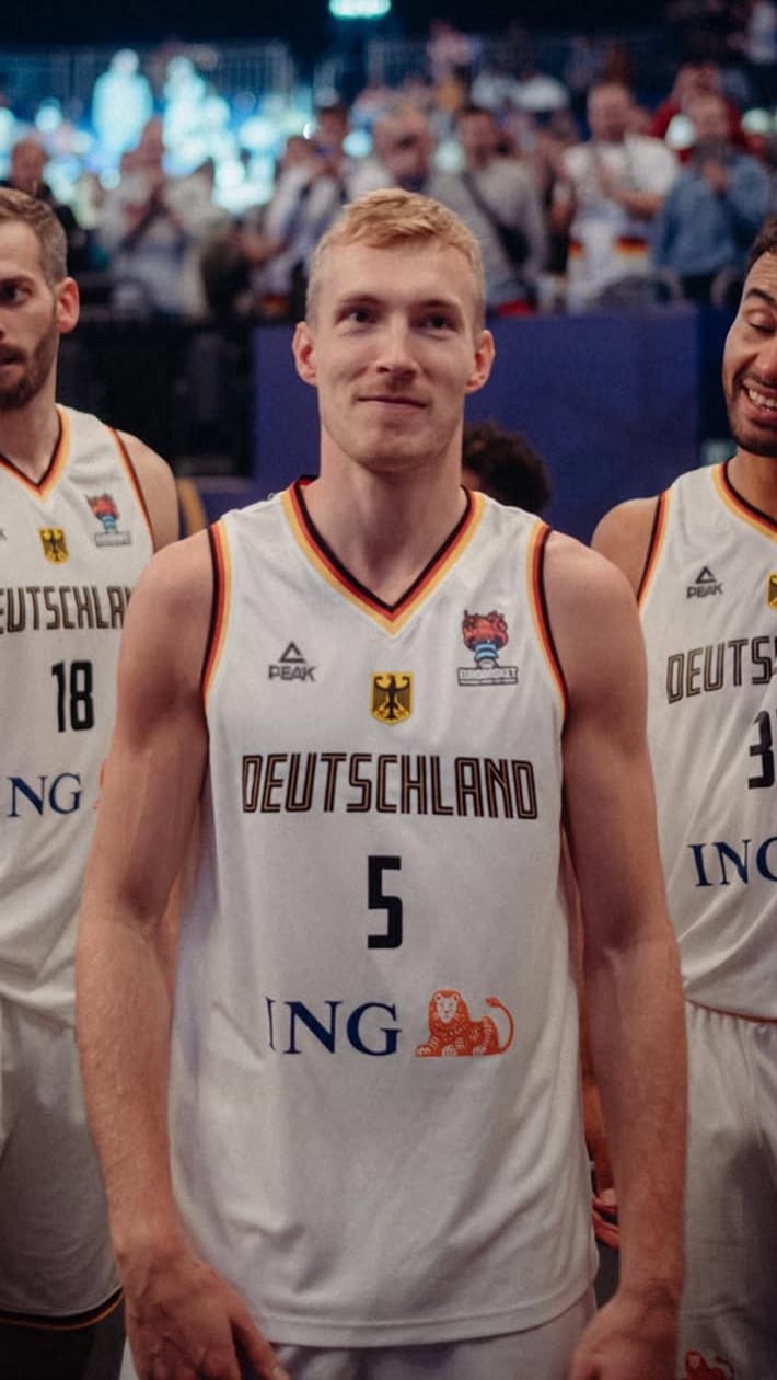Post 3 by Niels Frank Jr. Giffey on Instagram (video)