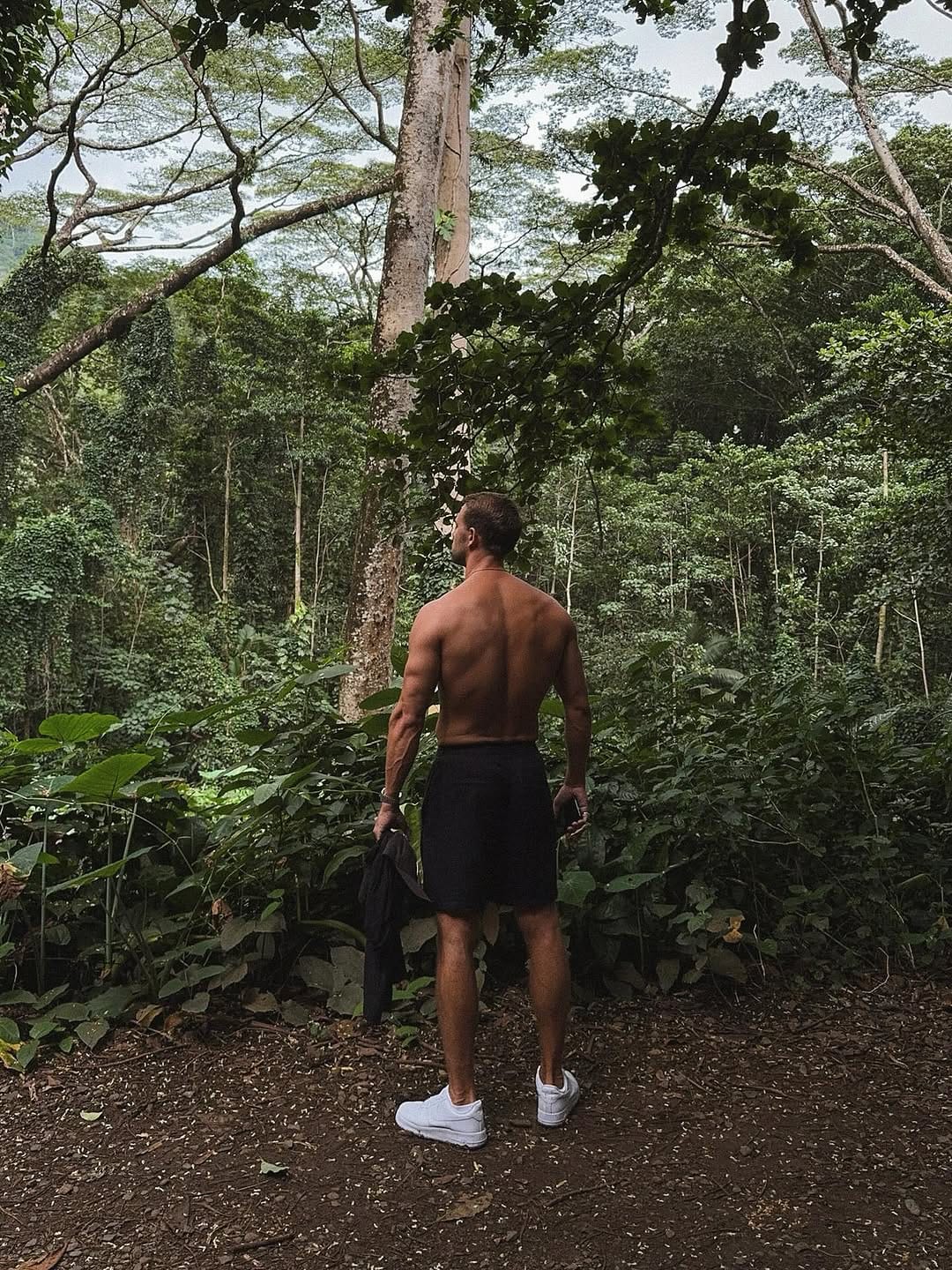 Post 1 by Peter on Instagram (image)