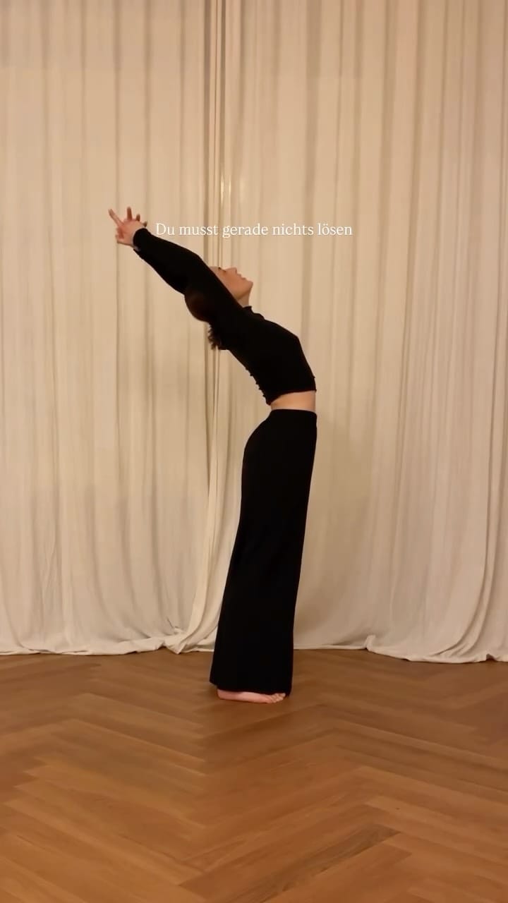 Post 6 by Theresa Martha Ira Prisslan on Instagram (video)