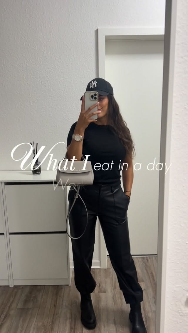 Post 5 by Salma on Instagram (video)