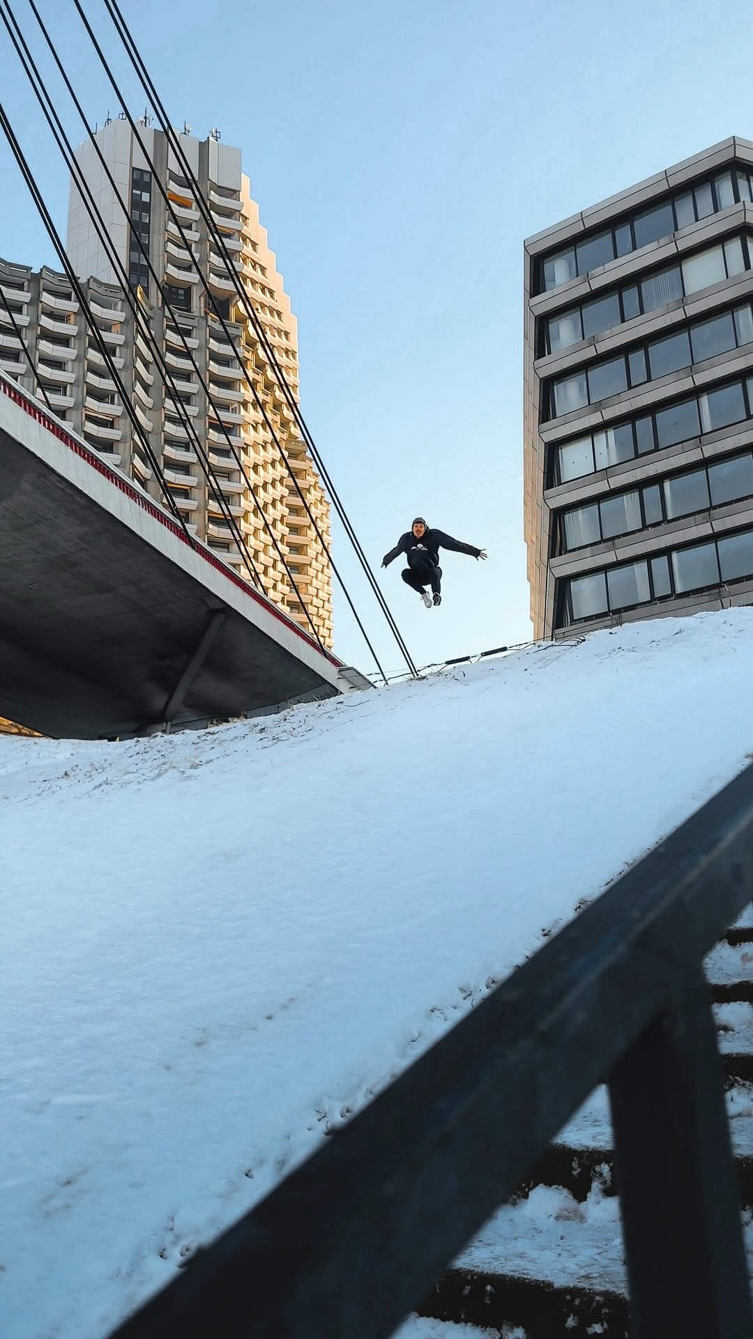Post 1 by 𝗗𝗘𝗡𝗡𝗜𝗦 𝗞𝗢𝗥𝗥𝗔 | Parkour on Instagram (video)