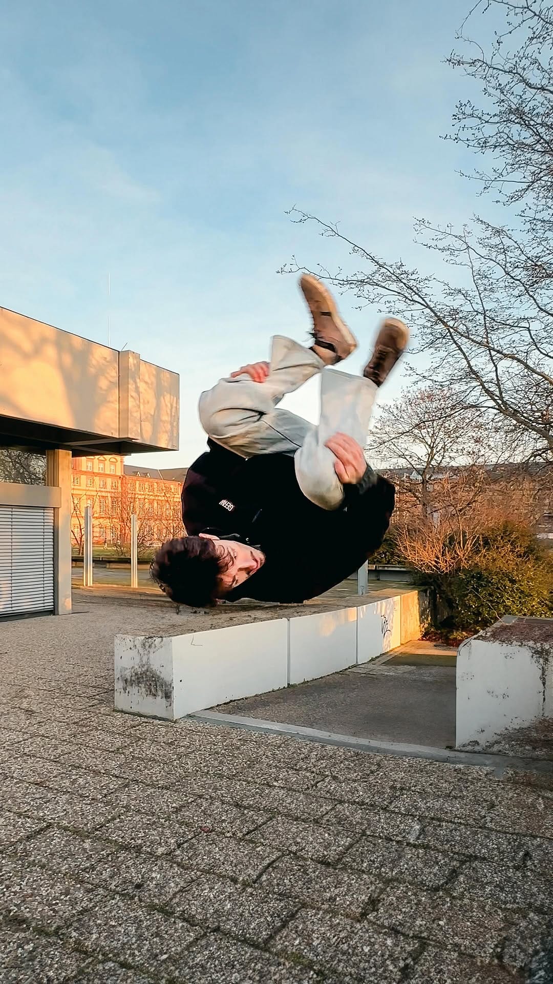 Post 5 by 𝗗𝗘𝗡𝗡𝗜𝗦 𝗞𝗢𝗥𝗥𝗔 | Parkour on Instagram (video)