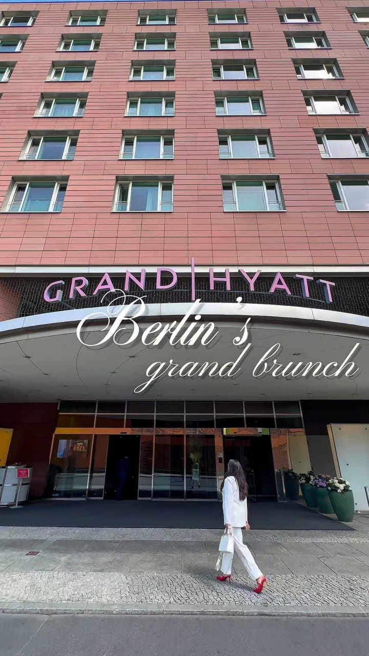 Post 10 by Grand Hyatt Berlin on Instagram (video)