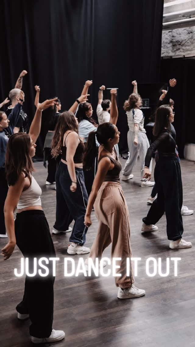 Post 2 by Tanzen/ Zumba/ Fitness/ Life/ Health🌺 on Instagram (video)
