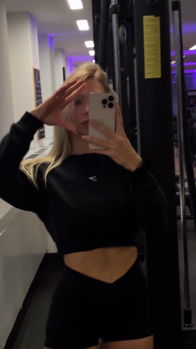 Post 2 by Rese on Instagram (video)