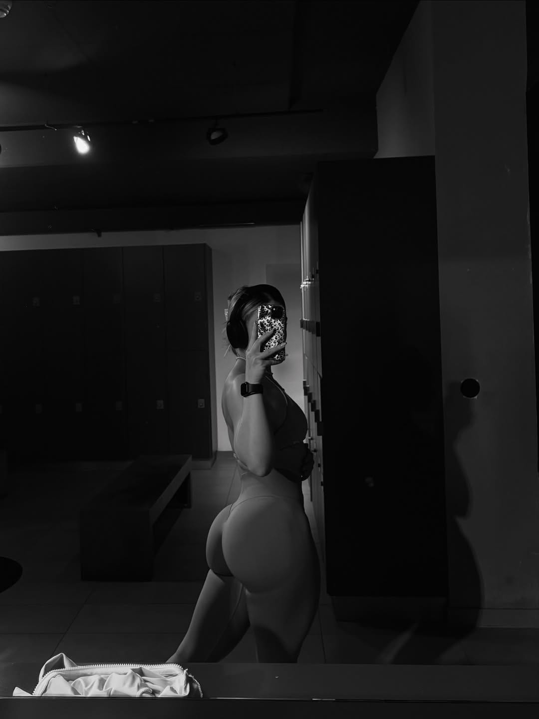 Post 8 by 𝓒𝓱𝓪𝓻𝓵𝔂 on Instagram (carousel)