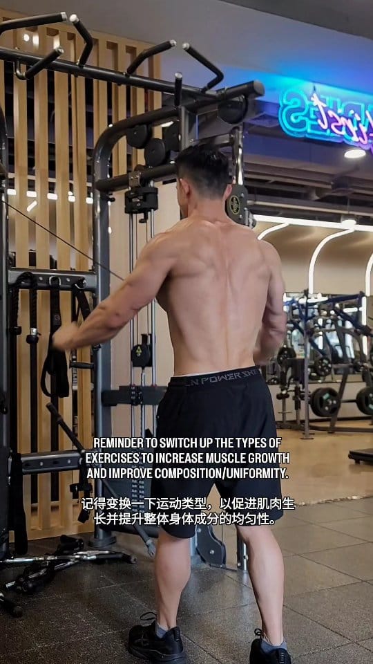 Post 1 by Jeff Tra on Instagram (video)