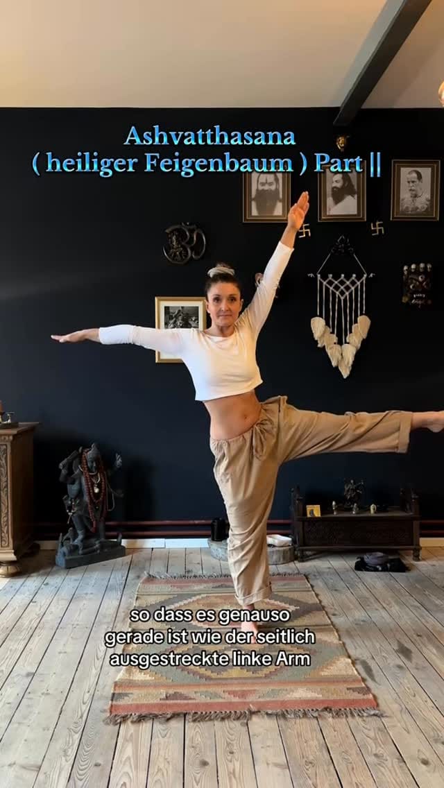 Post 7 by Julia Kohl | Yoga Teacher on Instagram (video)