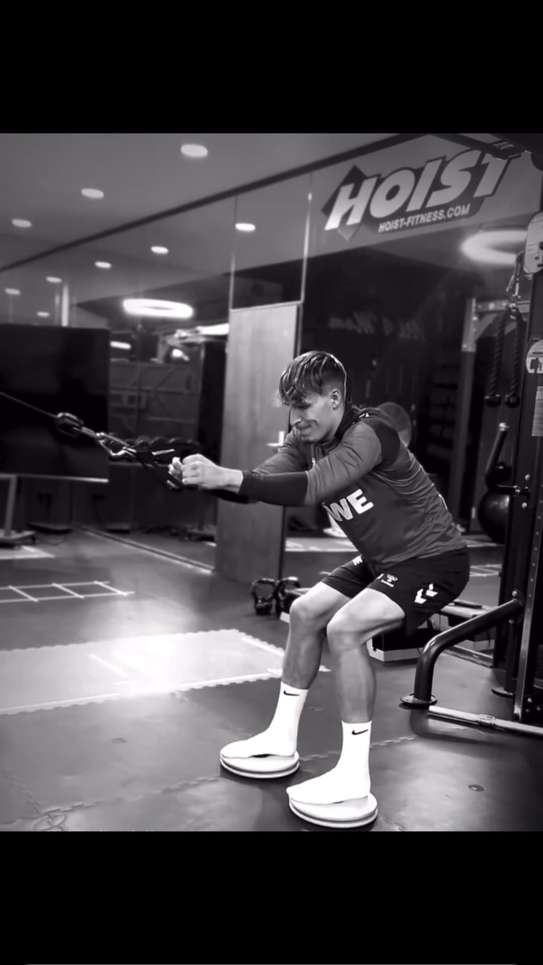 Post 9 by SHOANA - FITNESS COACH on Instagram (video)
