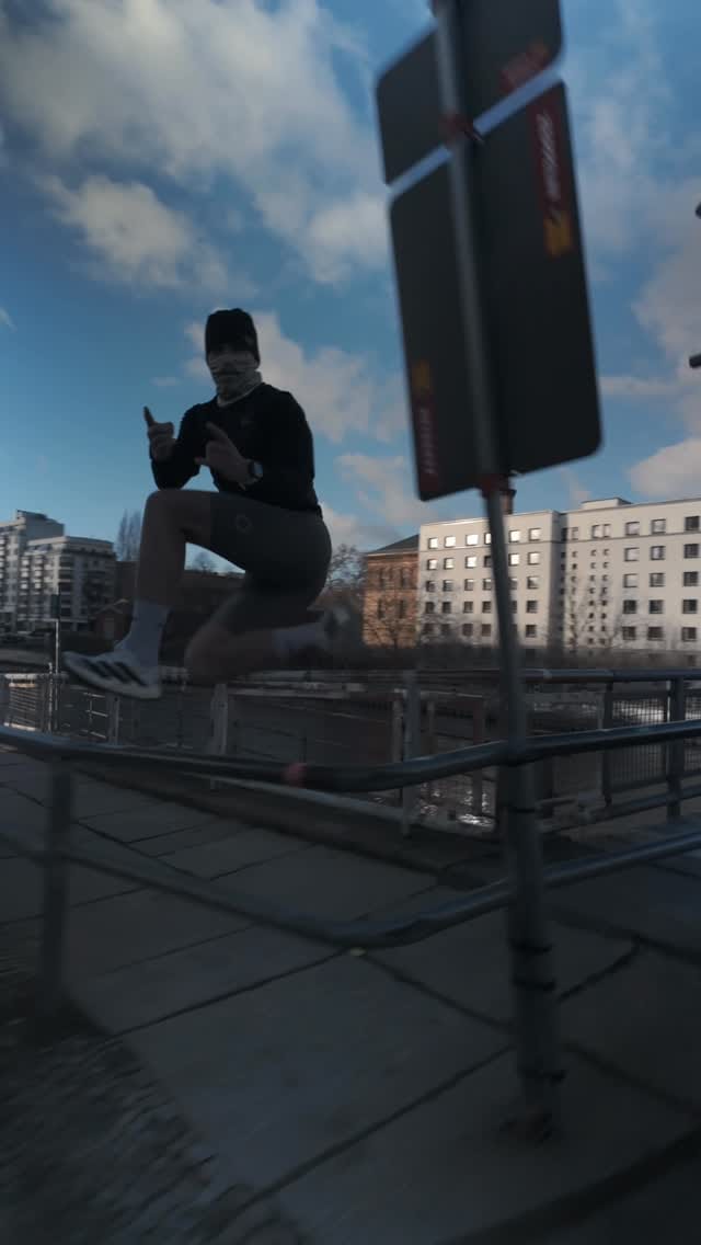 Post 4 by ᴘᴀᴜʟ ʙᴇᴄᴋᴇʀ on Instagram (video)