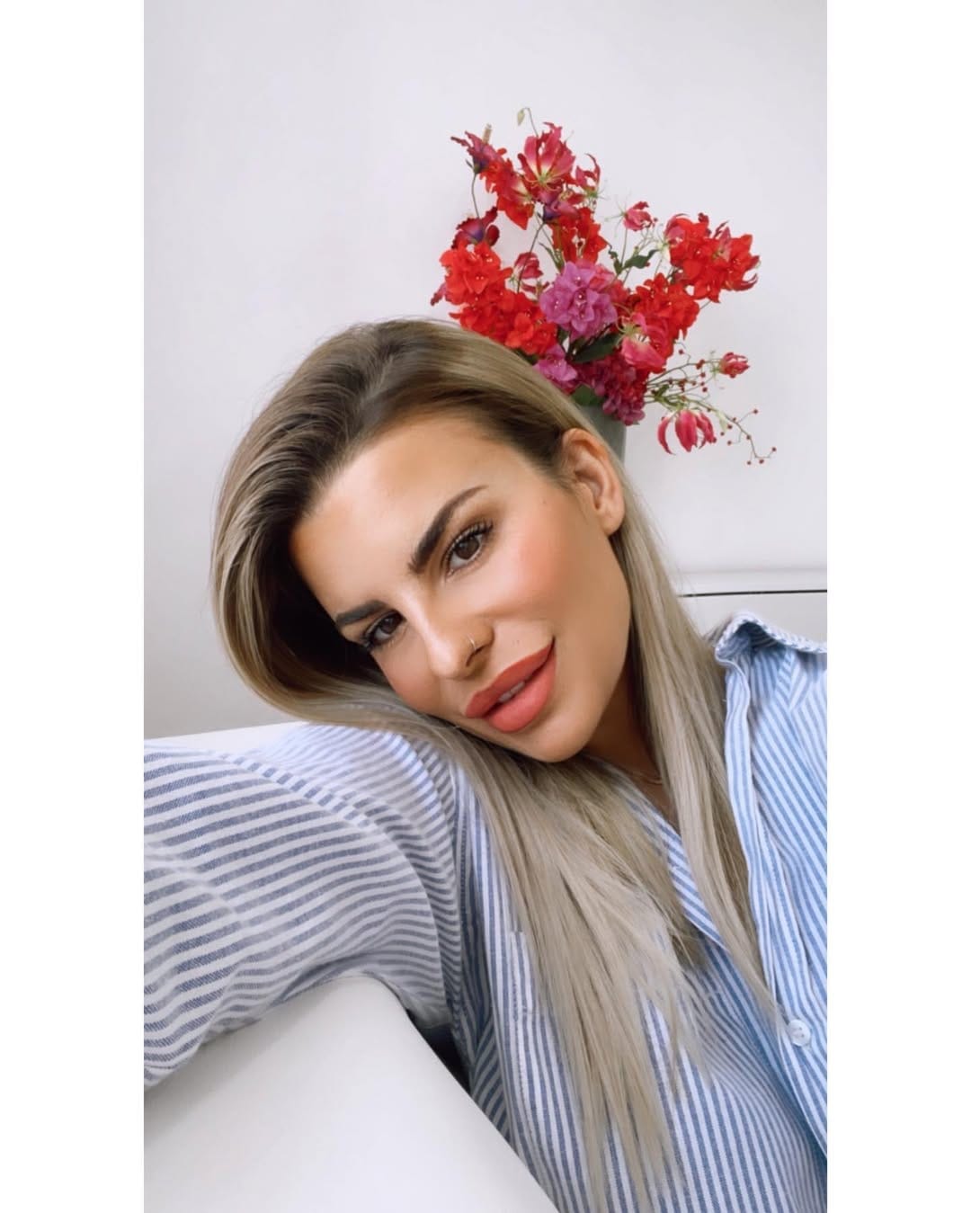 Post 1 by Angelina Angelika B on Instagram (image)