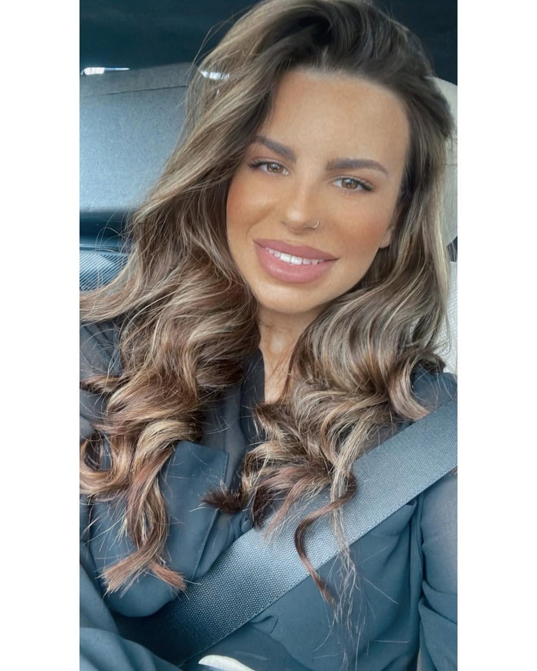 Post 9 by Angelina Angelika B on Instagram (image)