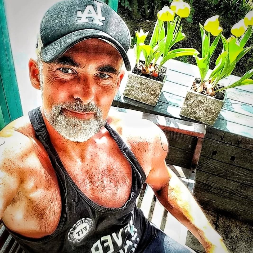 Post 2 by André on Instagram (image)