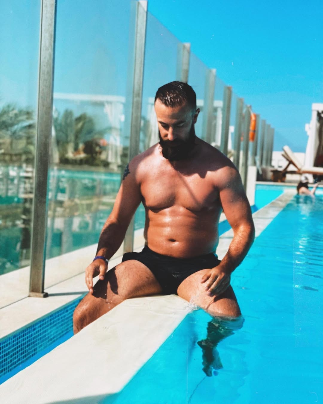 Post 9 by Erol Şimşek on Instagram (image)