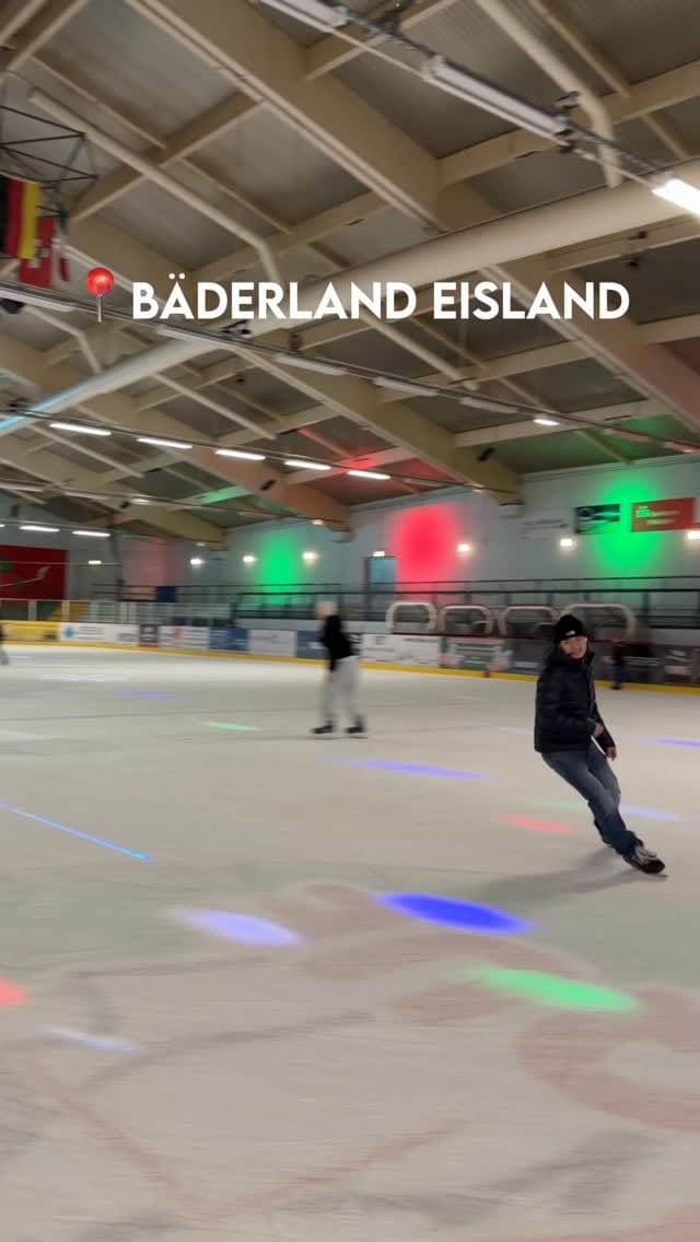 Post 3 by Bäderland Hamburg GmbH on Instagram (video)