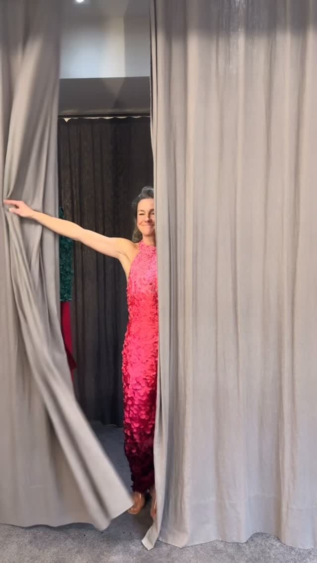 Post 7 by Rhea Harder-Vennewald on Instagram (video)