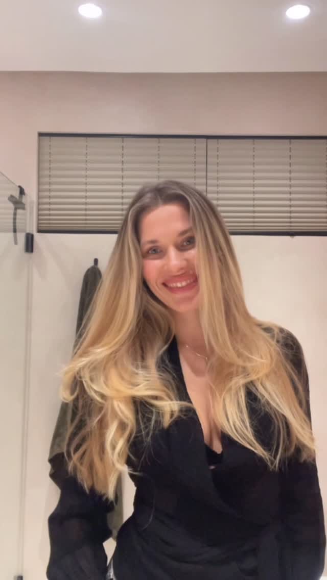 Post 4 by Marina Lukoschat on Instagram (video)