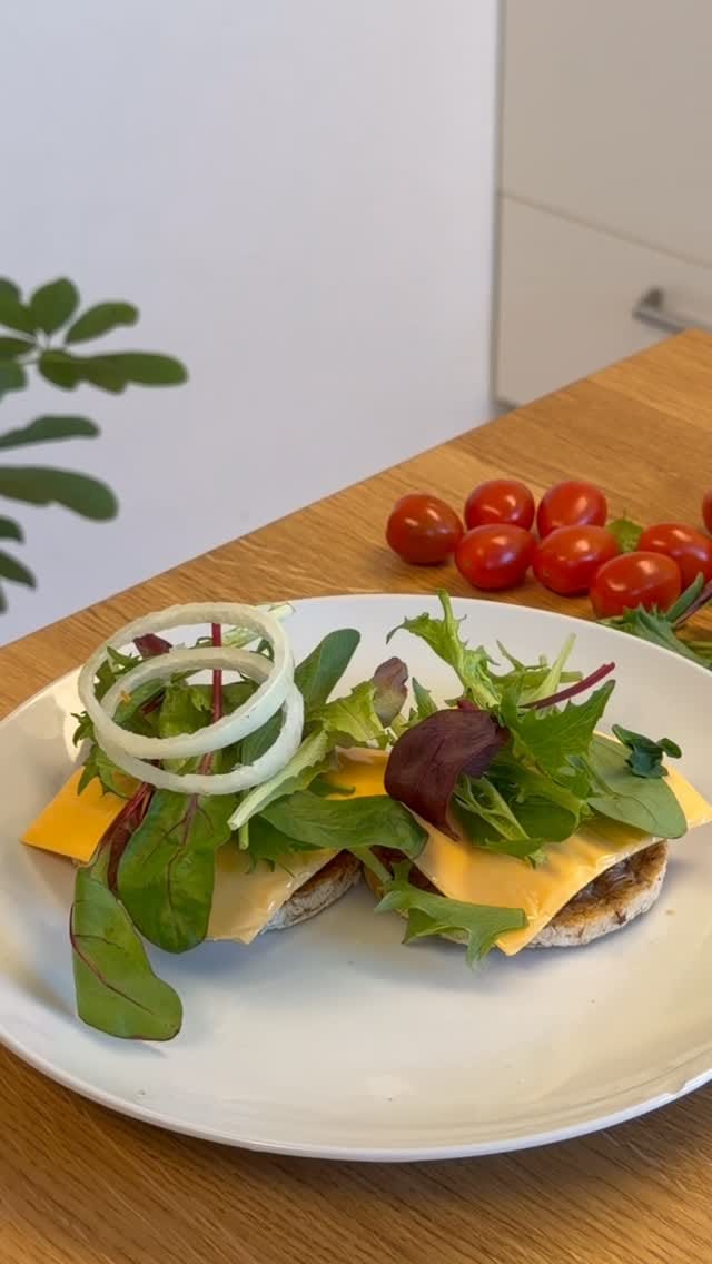 Post 7 by Harriet Rieper • FITNESS | ERNÄHRUNG | ABNEHMEN on Instagram (video)