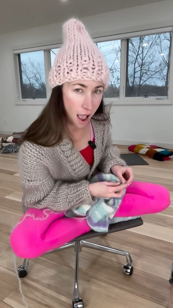 Post 1 by Tara Stiles on Instagram (video)