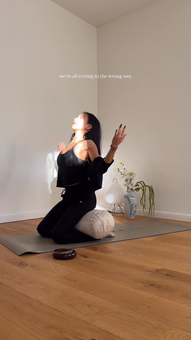 Post 7 by Yoyó ❥ Pole Dance • Wellness • Yoga • Travel | Creator in Berlin on Instagram (video)